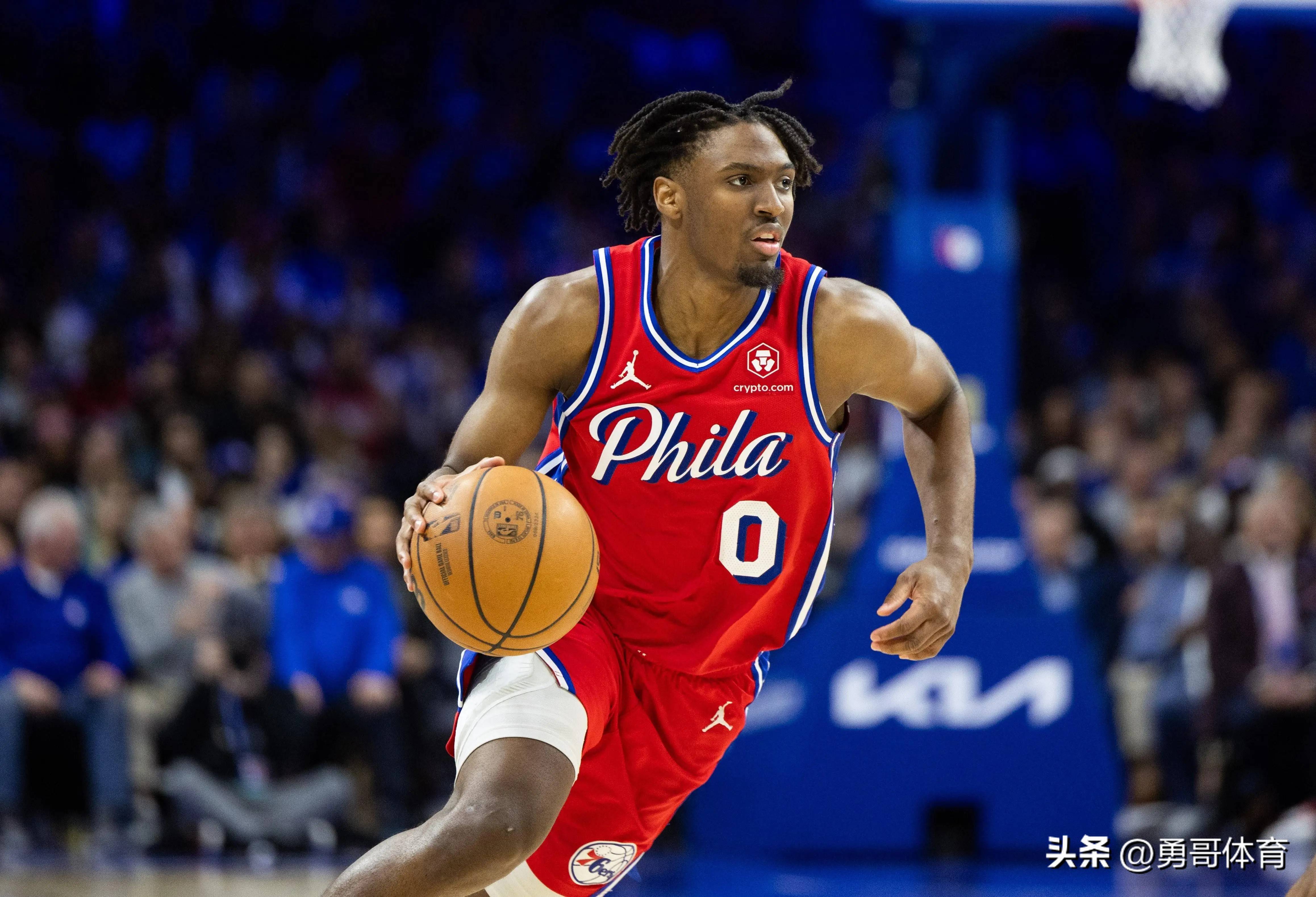 开云中国-赛后费城76人备战荷甲;止住颓势细节曝光;更衣室稳定;身体对抗强度拉满的简单介绍-开云中国
