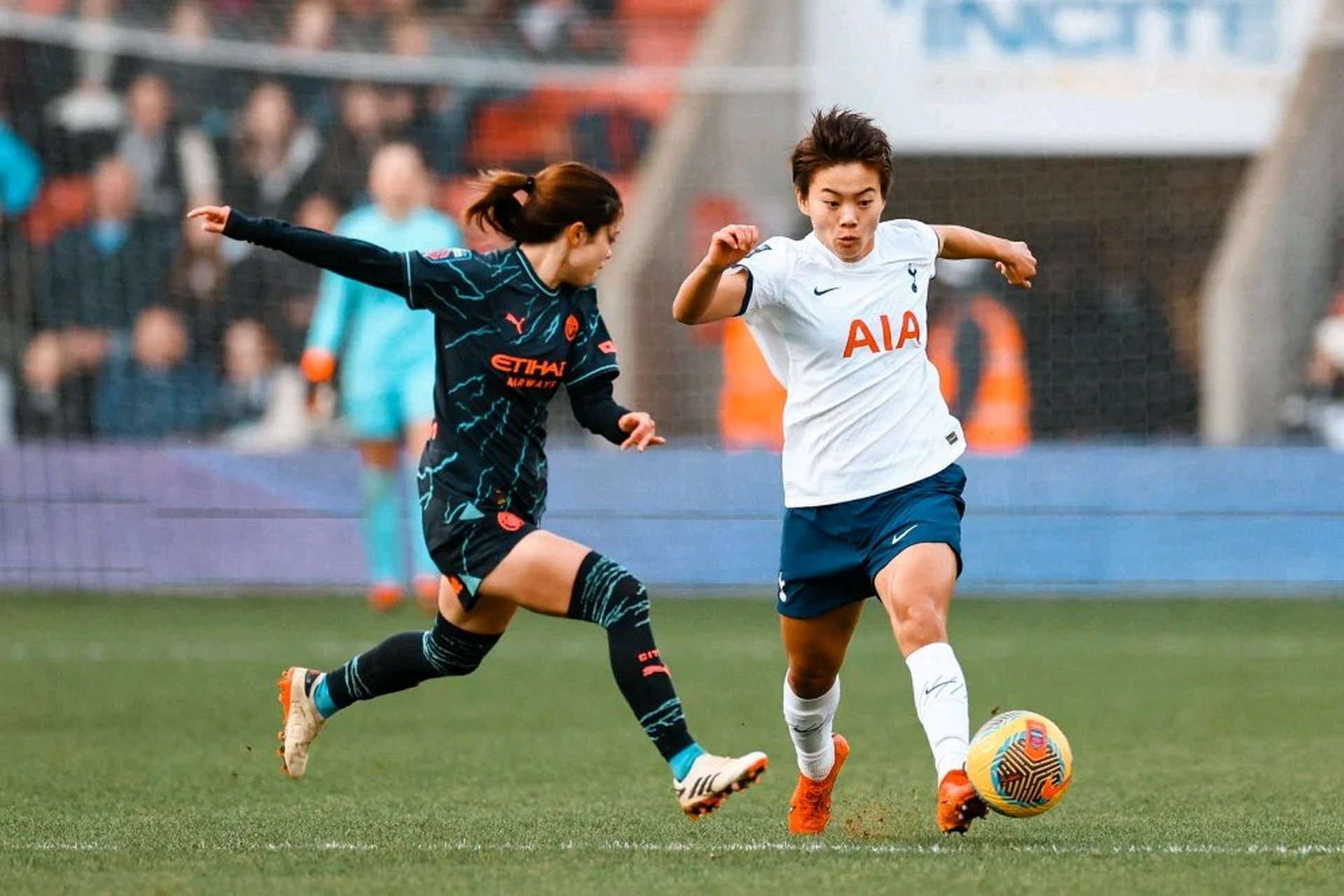 -赛地聚焦:英超赛后热度飙升,达拉斯独行侠单刀错失,引发热议,临场指挥获称赞的简单介绍-